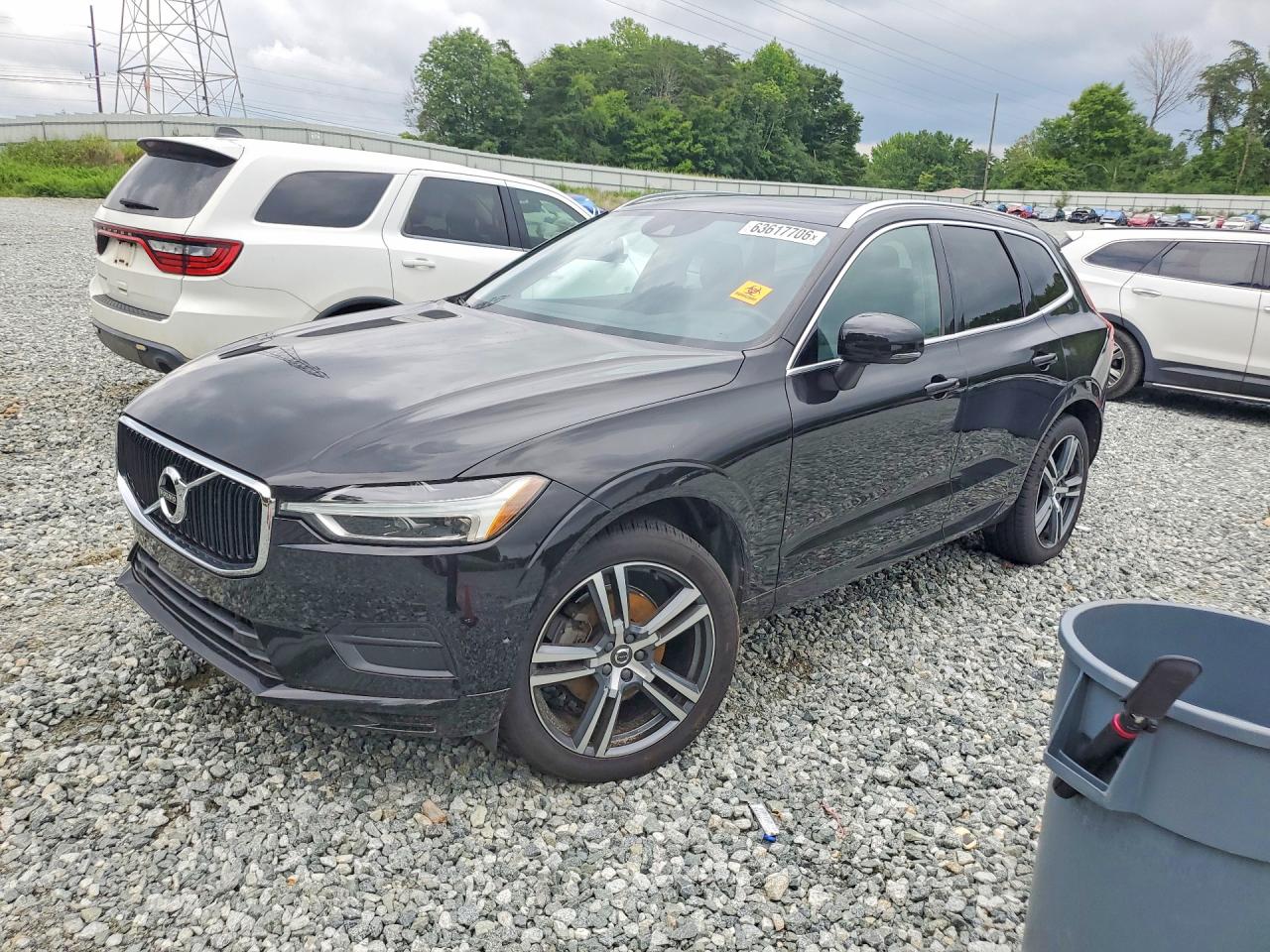 2018 VOLVO XC60 T5 MOMENTUM
