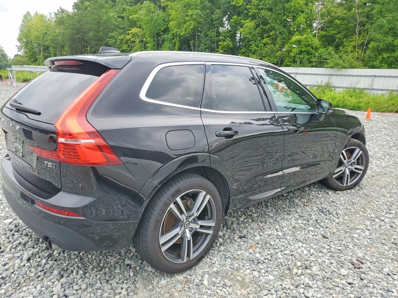 2018 VOLVO XC60 T5 MOMENTUM — снимка 3