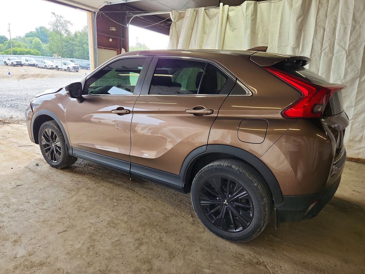 2019 MITSUBISHI ECLIPSE CROSS LE — снимка 3