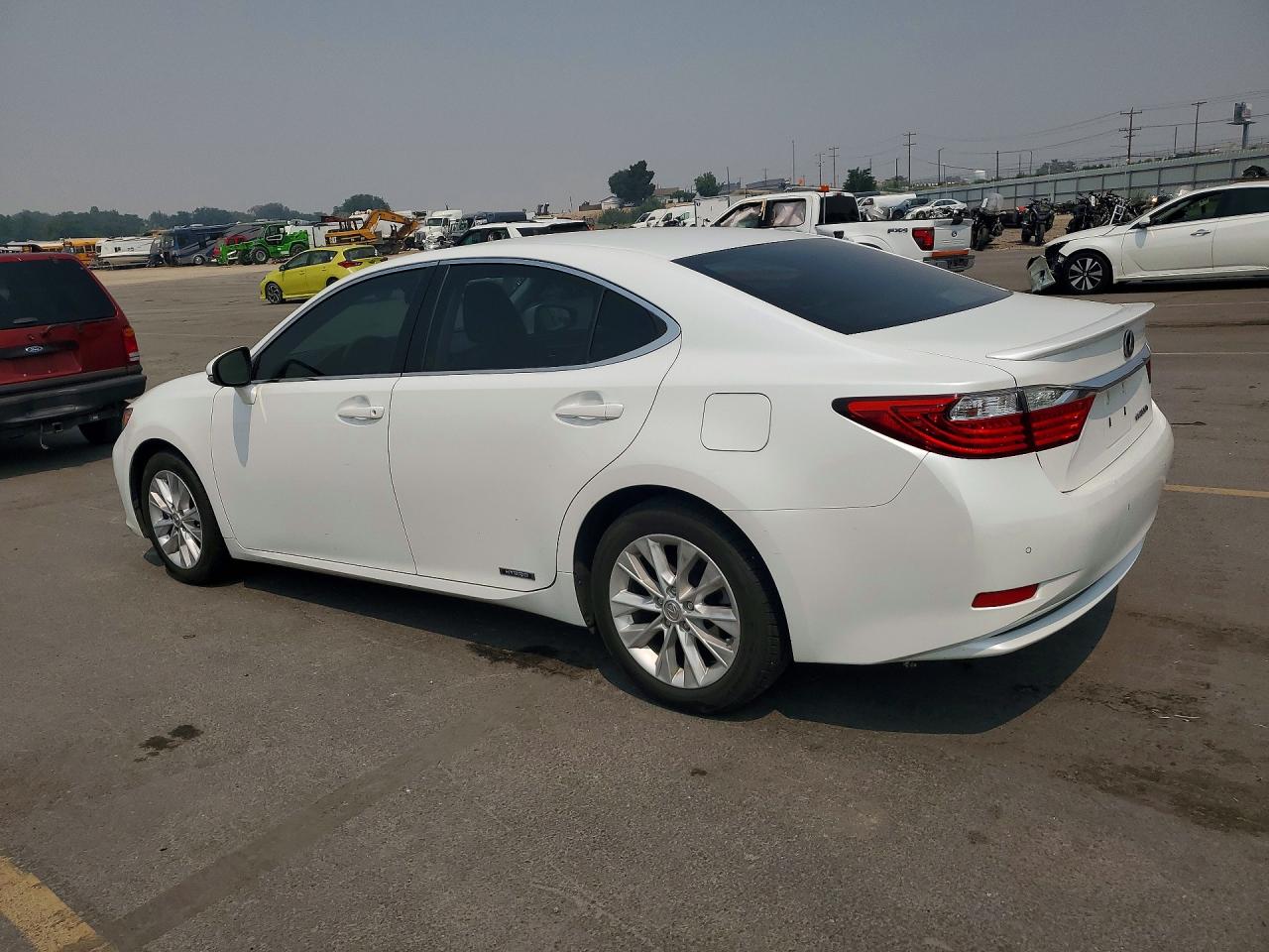 2014 LEXUS ES 300H — снимка 2