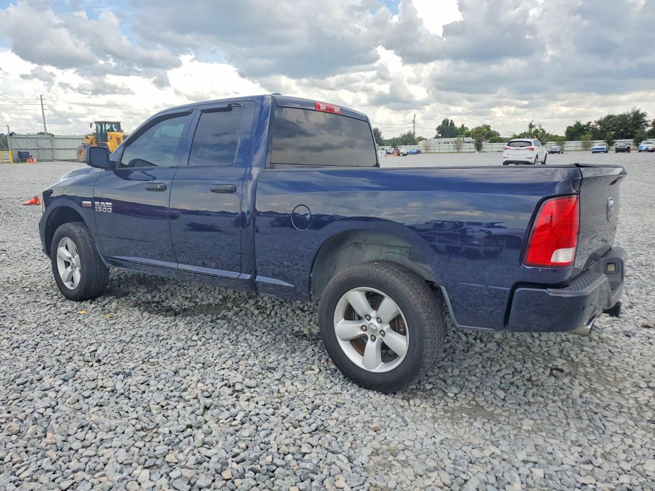 2016 RAM 1500 ST — снимка 2
