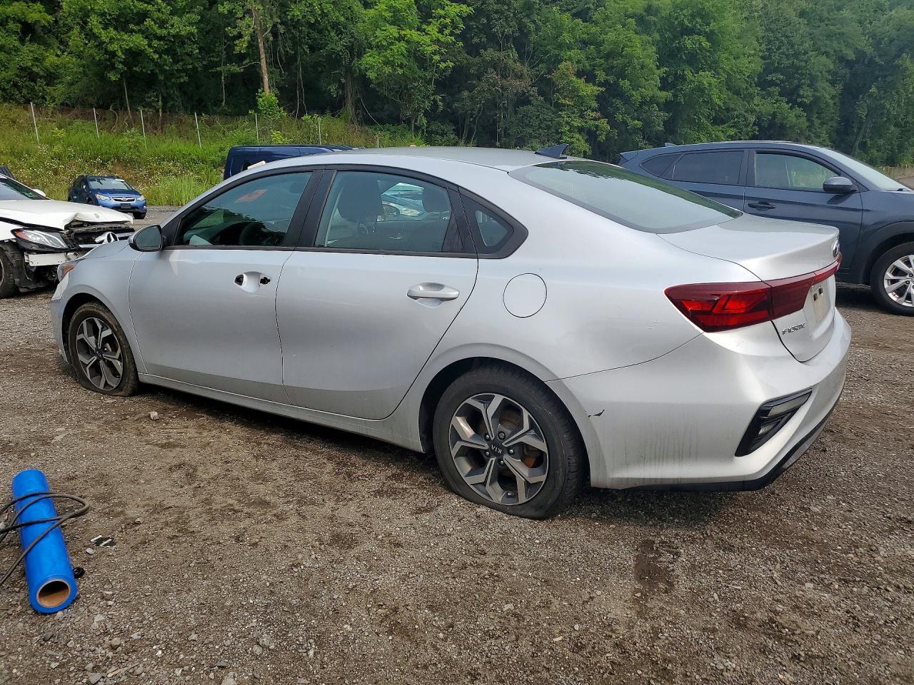 2021 KIA FORTE LXS — снимка 2