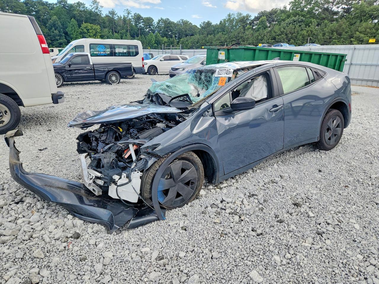 2025 TOYOTA PRIUS LE