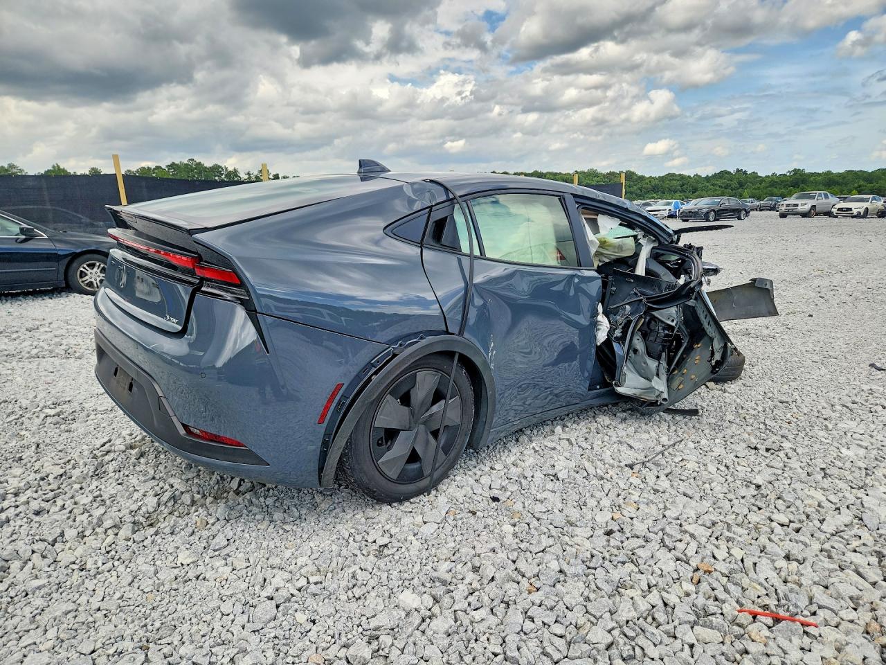 2025 TOYOTA PRIUS LE — снимка 3