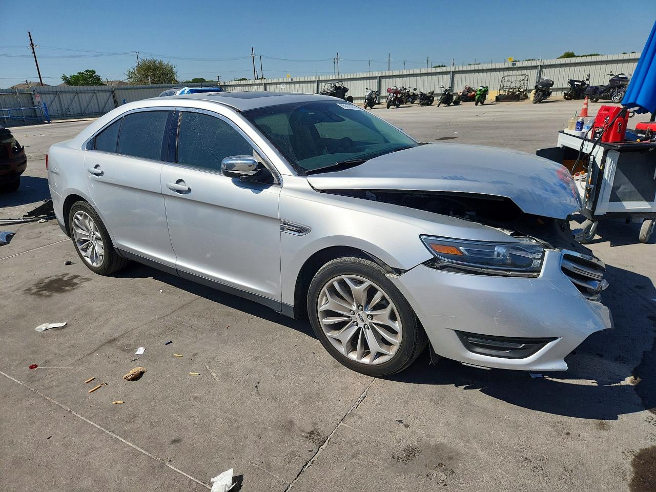 2019 FORD TAURUS LIMITED — снимка 4