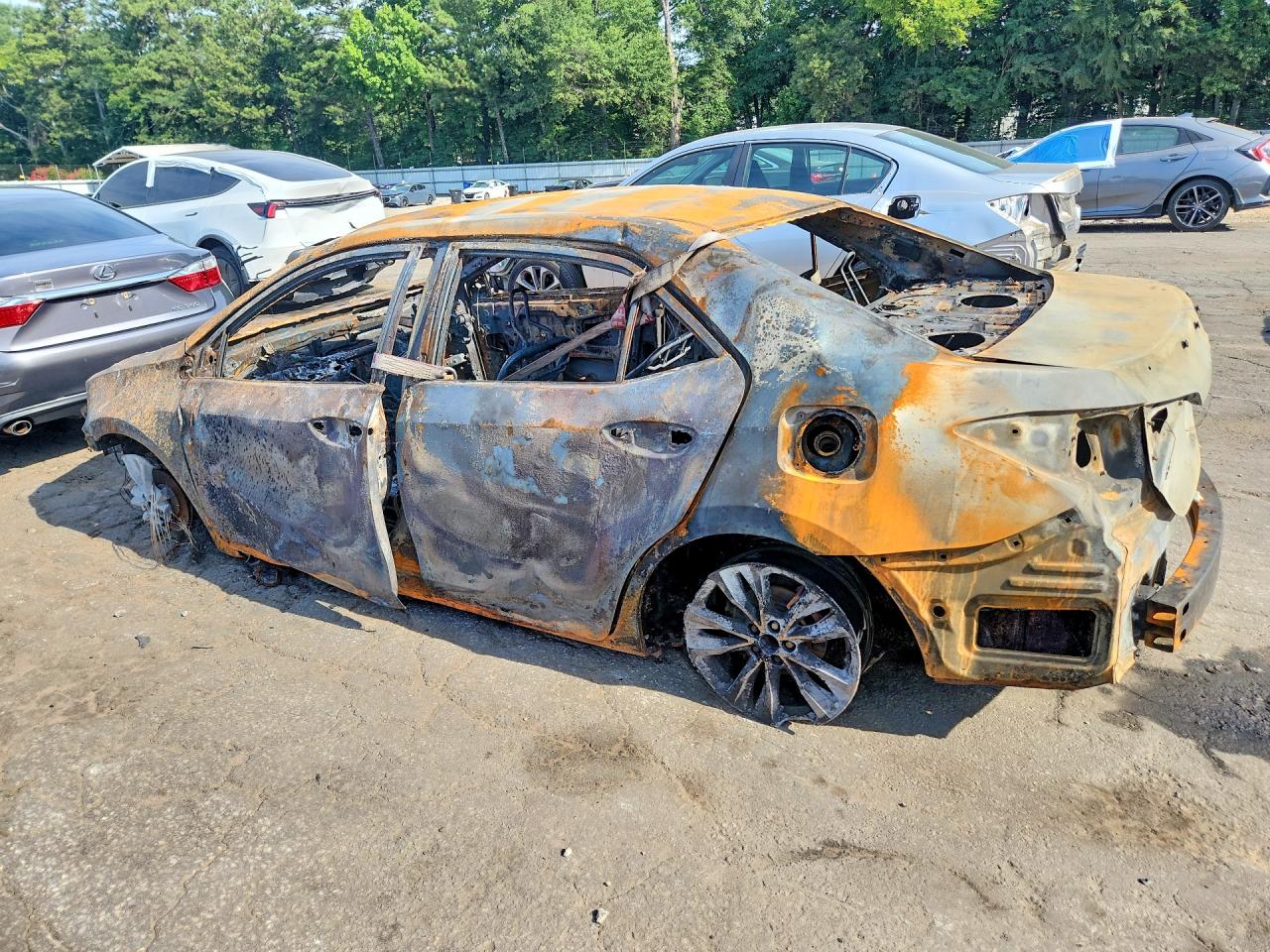 2019 TOYOTA COROLLA SE — снимка 2