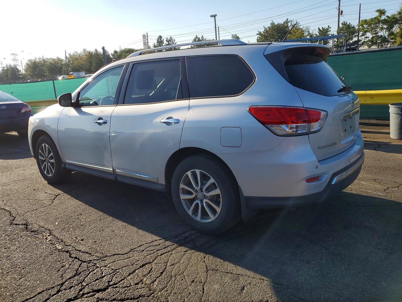 2015 NISSAN PATHFINDER SL — снимка 2