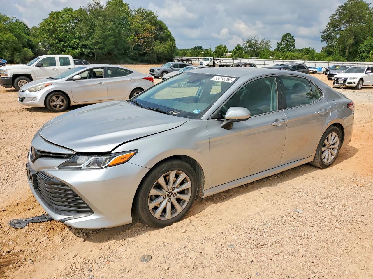 2019 TOYOTA CAMRY LE