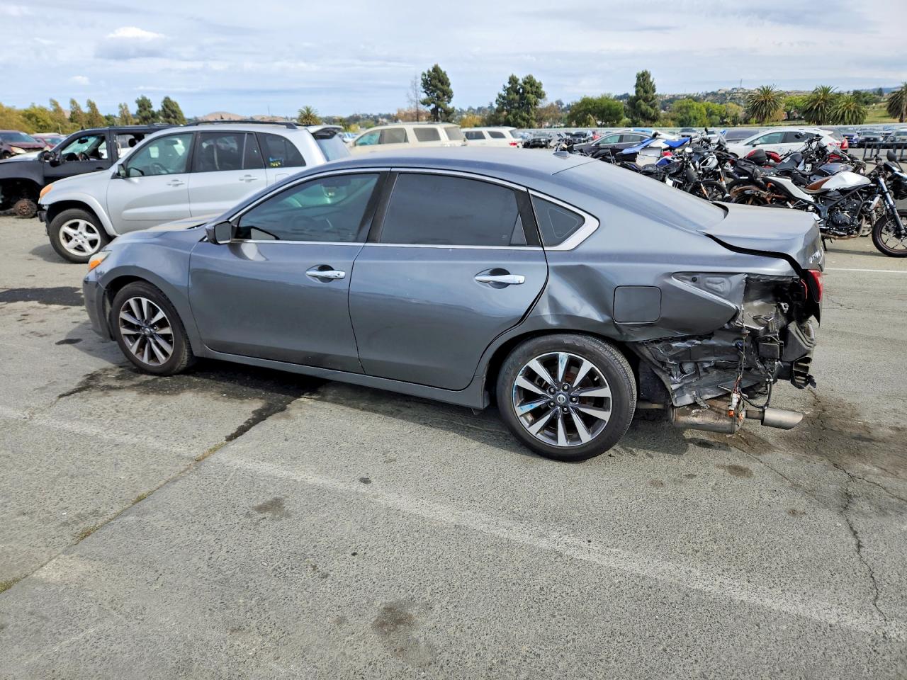 2017 NISSAN ALTIMA 2.5 SV — снимка 2