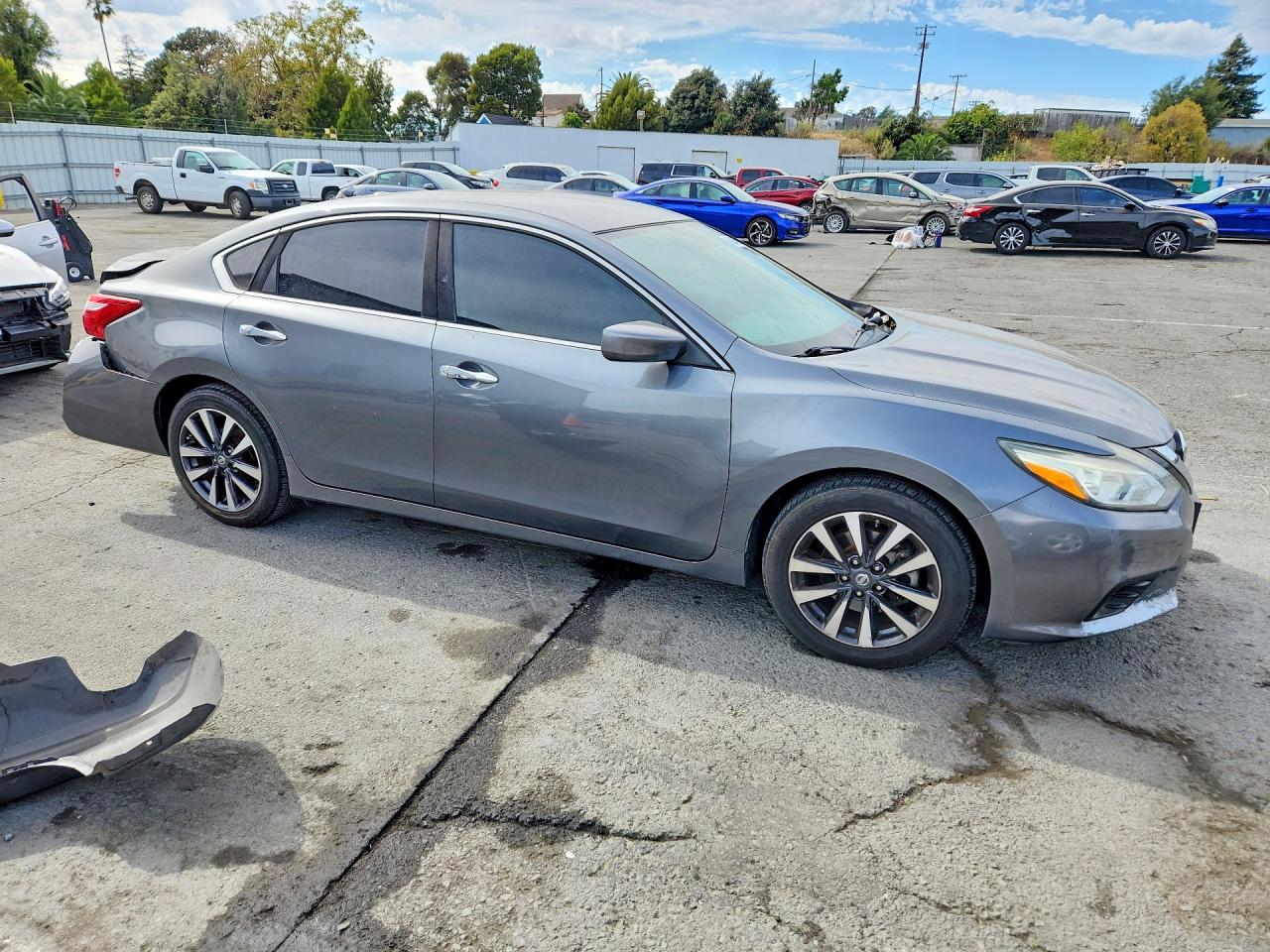 2017 NISSAN ALTIMA 2.5 SV — снимка 4