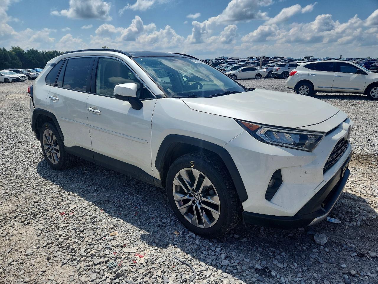 2019 TOYOTA RAV4 LIMITED — снимка 4
