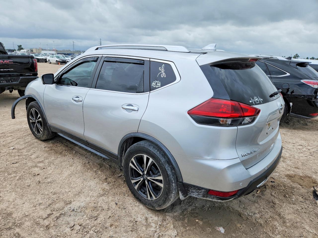 2020 NISSAN ROGUE SV — снимка 2