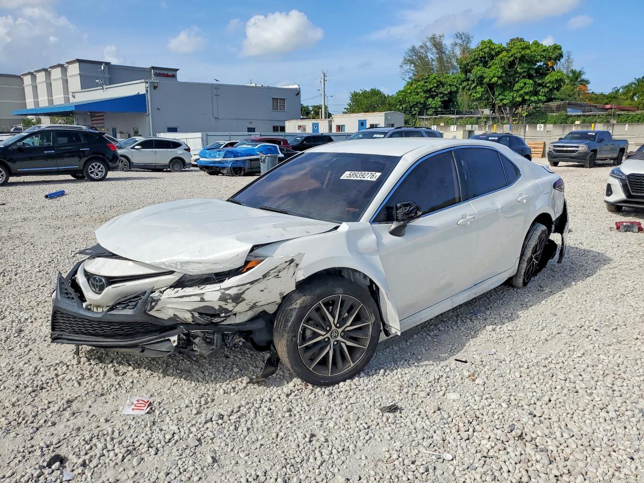 2022 TOYOTA CAMRY SE