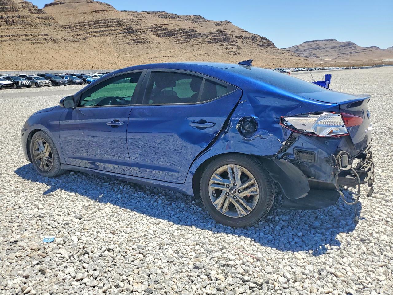 2019 HYUNDAI ELANTRA SEL — снимка 2