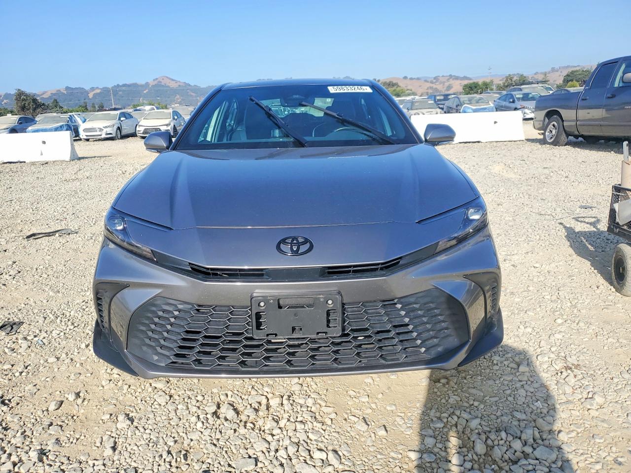 2025 TOYOTA CAMRY SE — снимка 5