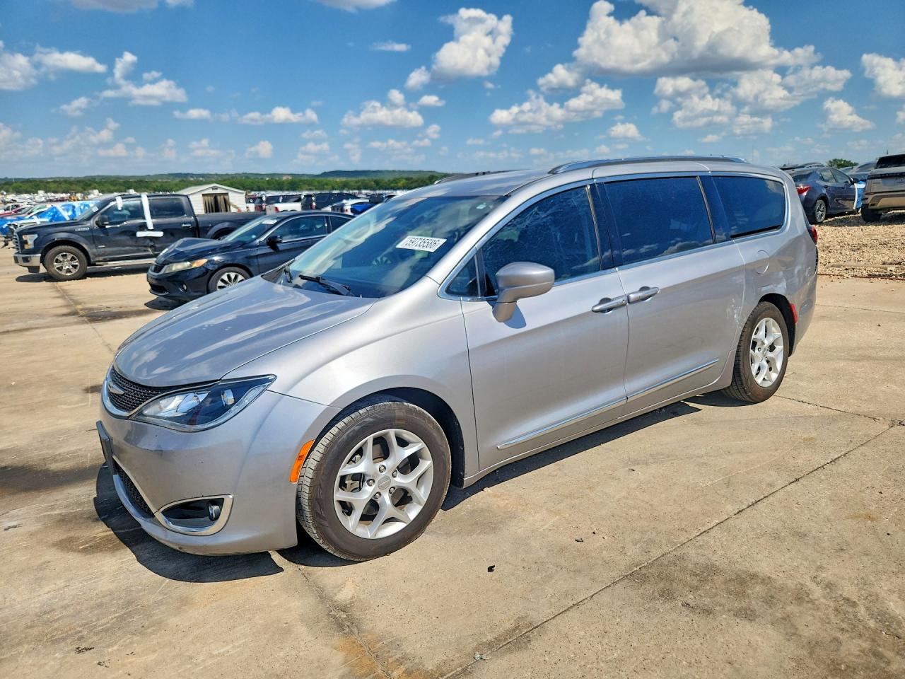 2018 CHRYSLER PACIFICA TOURING L
