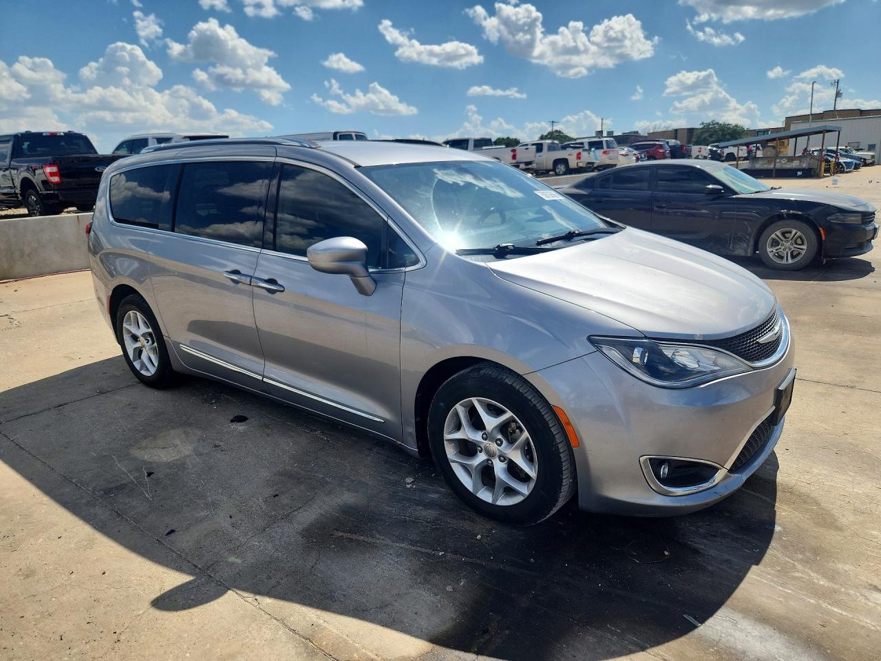 2018 CHRYSLER PACIFICA TOURING L — снимка 4
