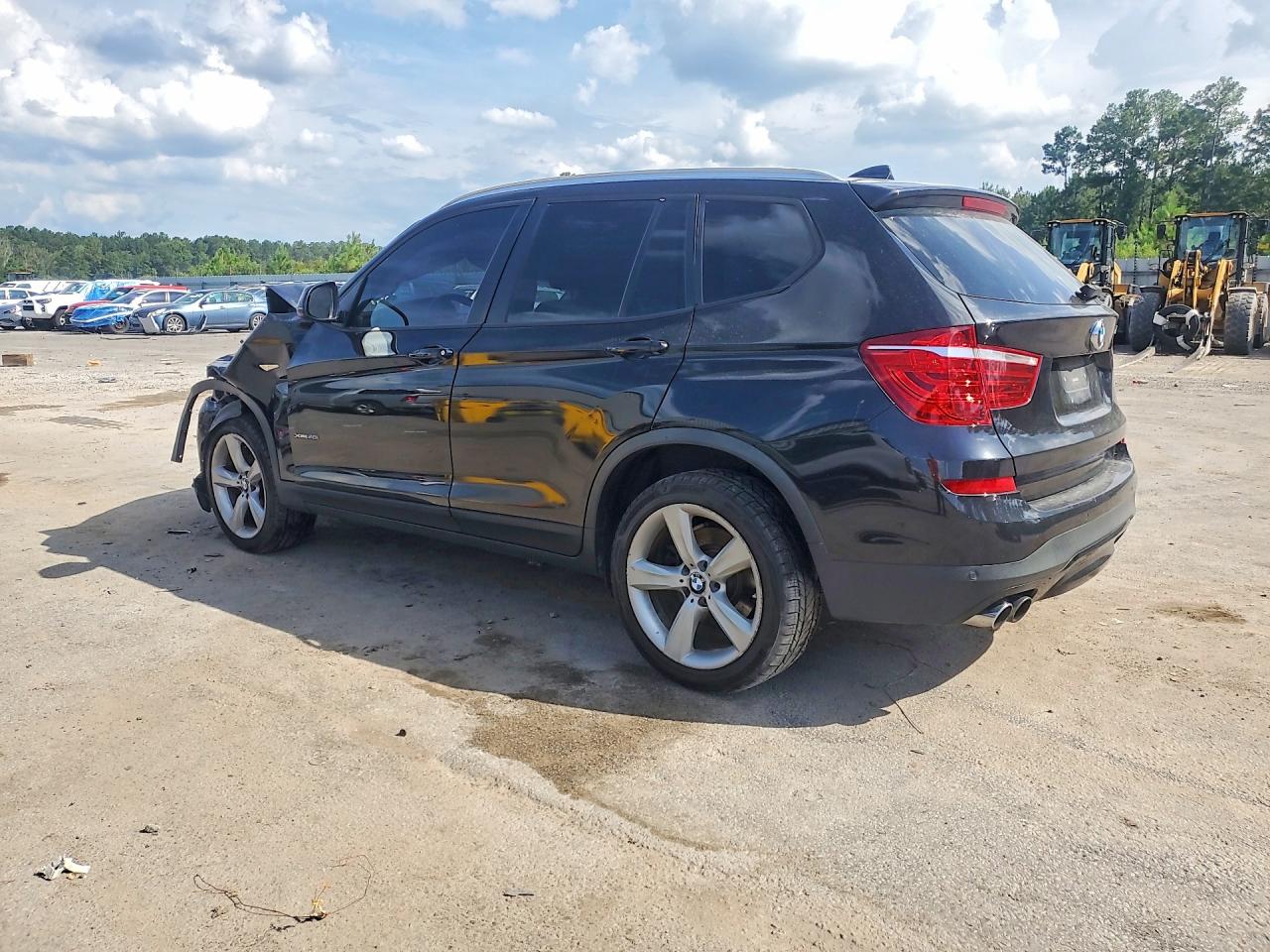 2017 BMW X3 XDRIVE28I — снимка 2