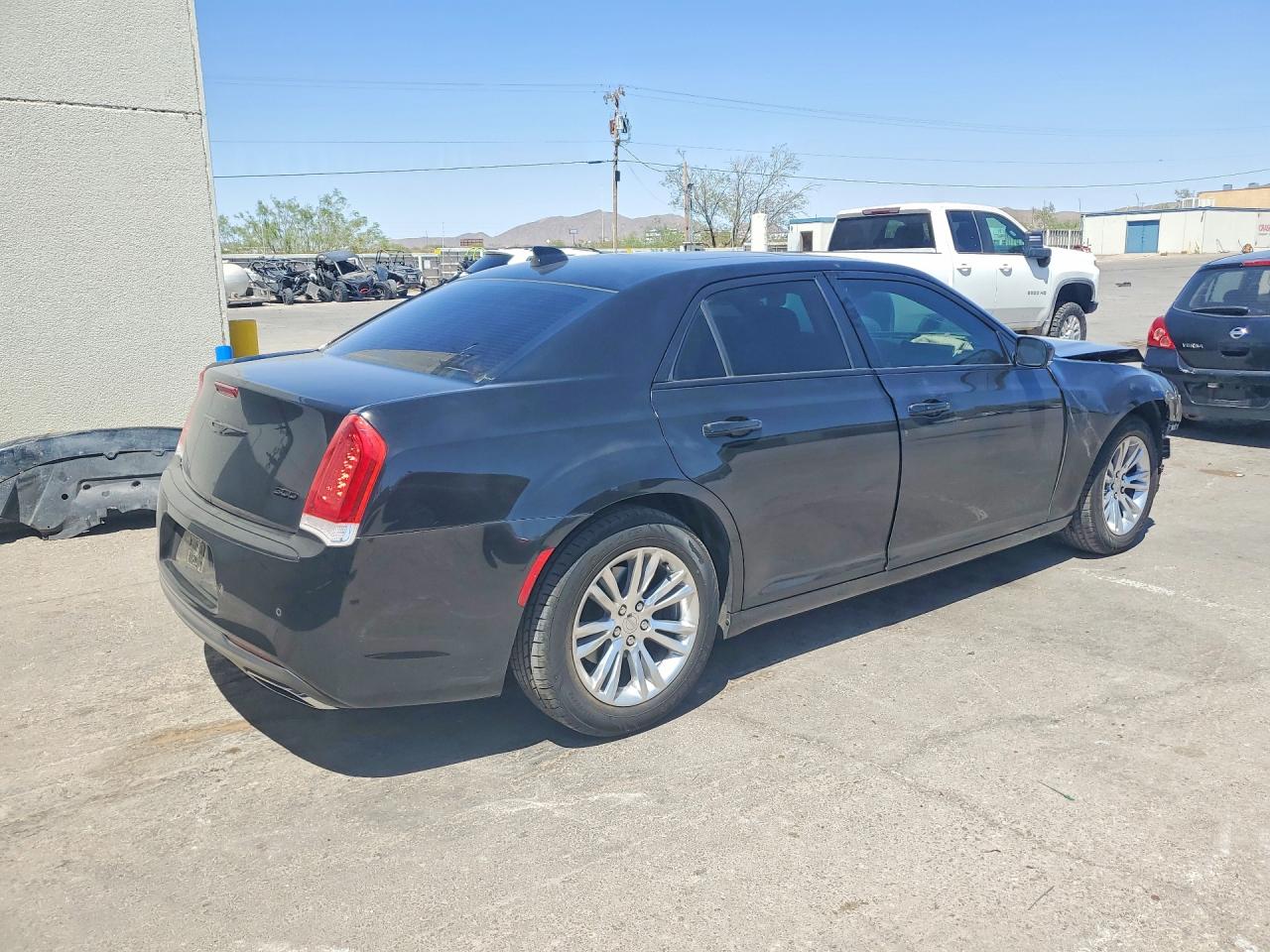 2016 CHRYSLER 300 LIMITED — снимка 3