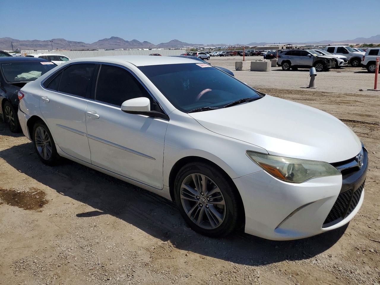 2017 TOYOTA CAMRY LE — снимка 4