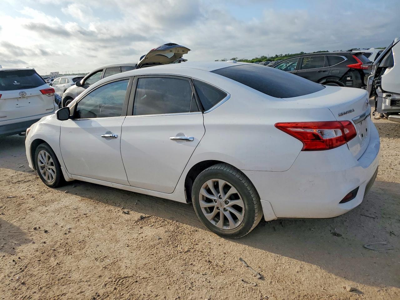 2019 NISSAN SENTRA SV — снимка 2