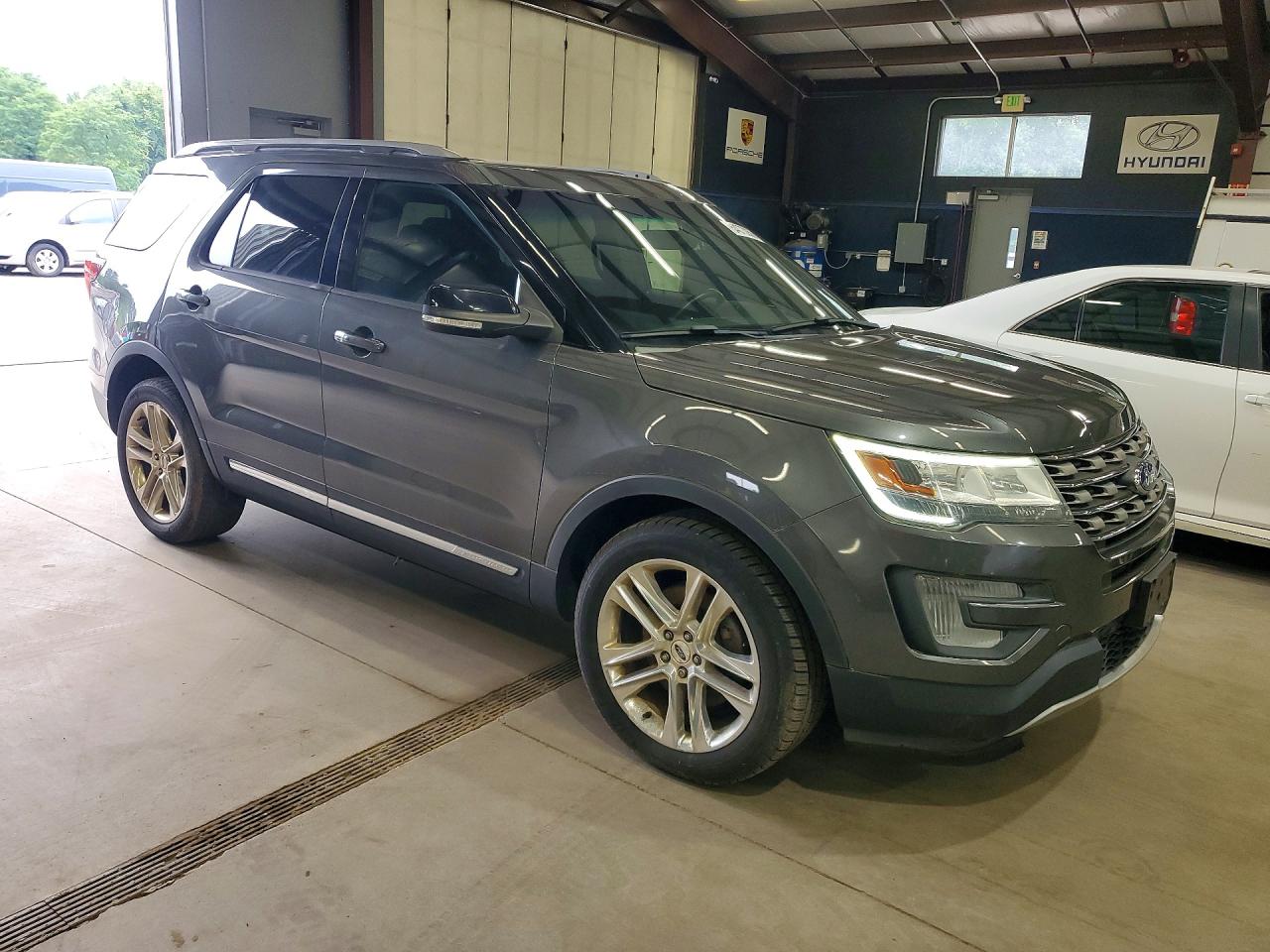 2016 FORD EXPLORER XLT — снимка 4