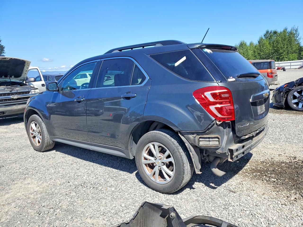 2017 CHEVROLET EQUINOX LT — снимка 2