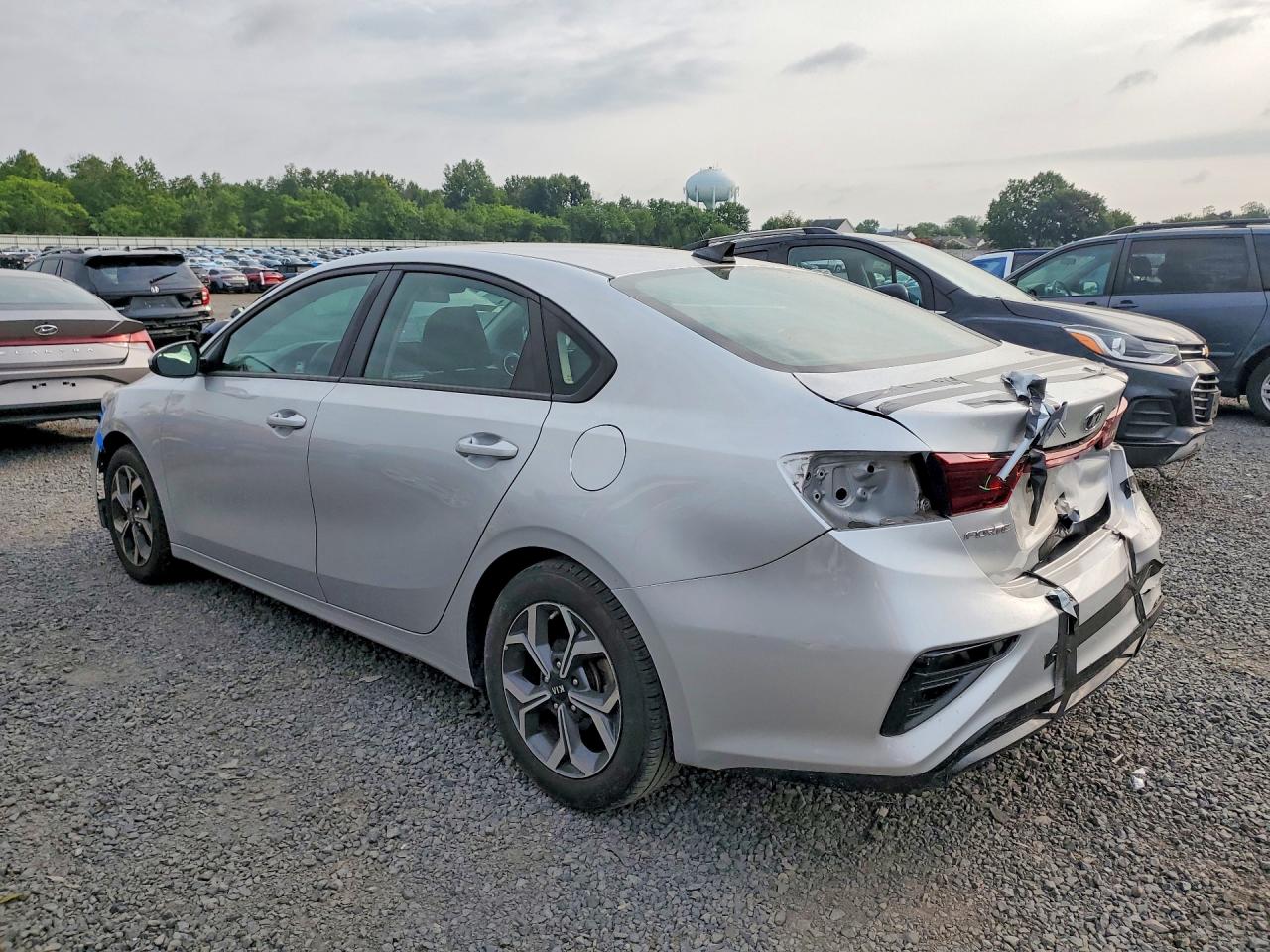 2021 KIA FORTE LXS — снимка 2