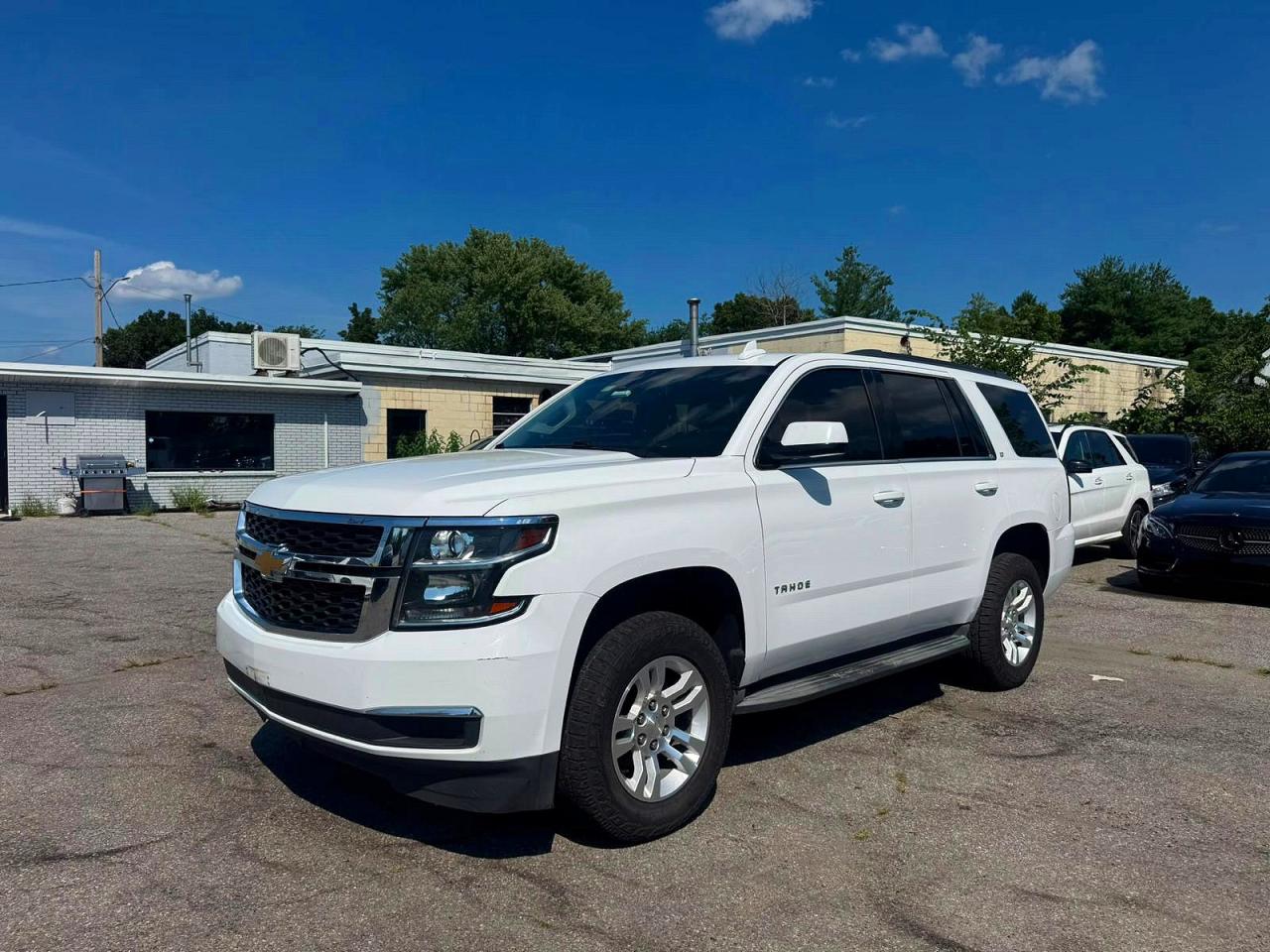 2017 CHEVROLET TAHOE C1500 LT — снимка 2