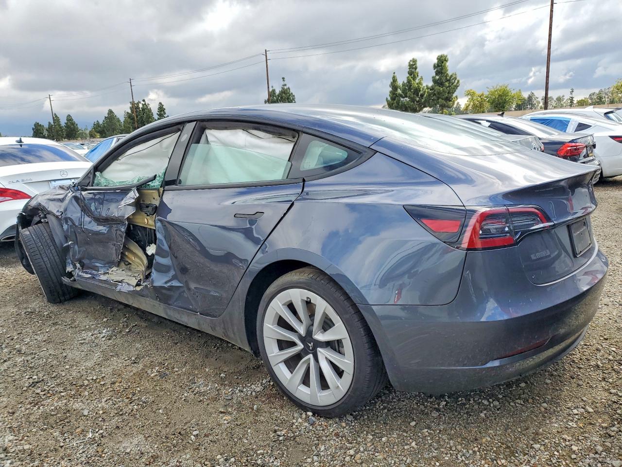 2023 TESLA MODEL 3 — снимка 2