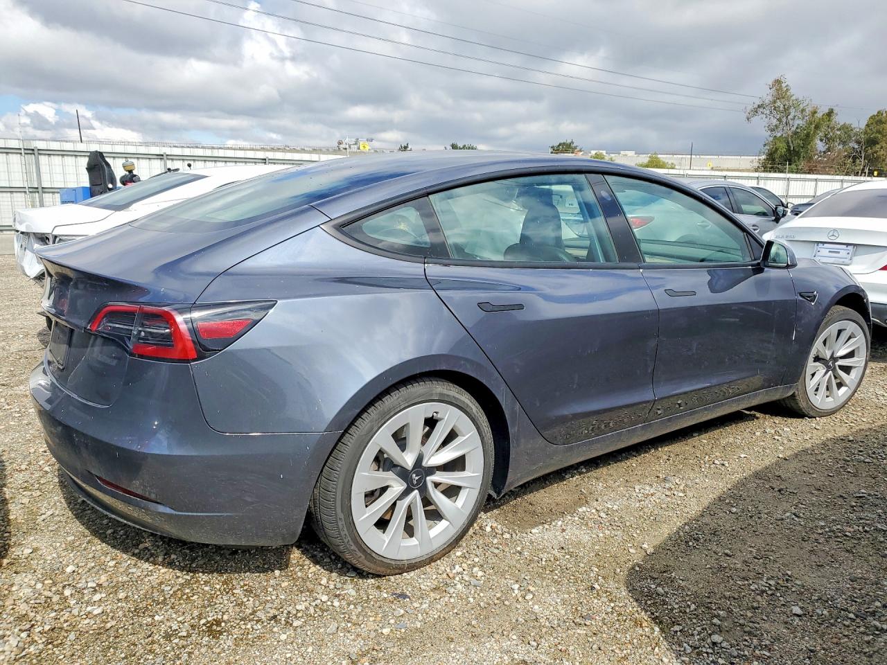 2023 TESLA MODEL 3 — снимка 3