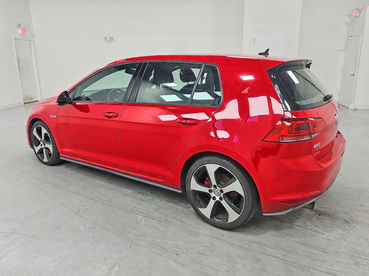 2015 VOLKSWAGEN GTI — снимка 2