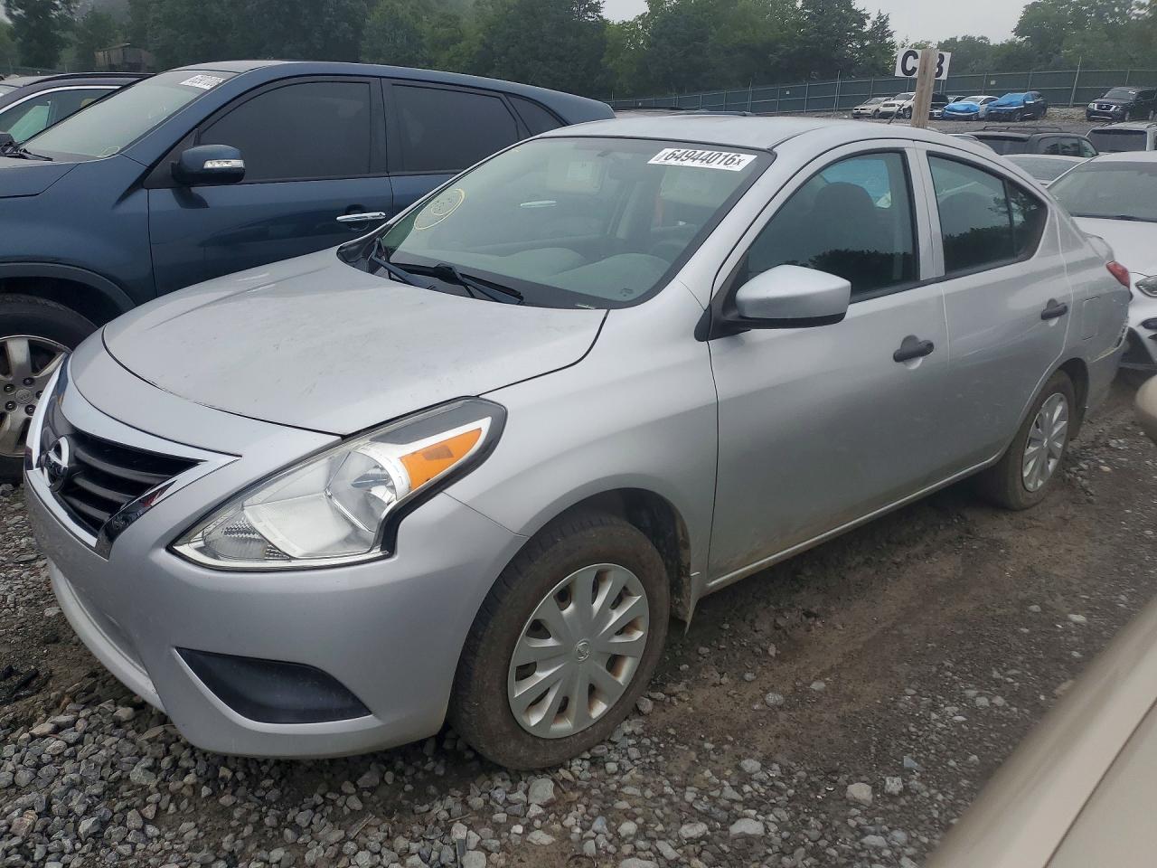 2019 NISSAN VERSA S