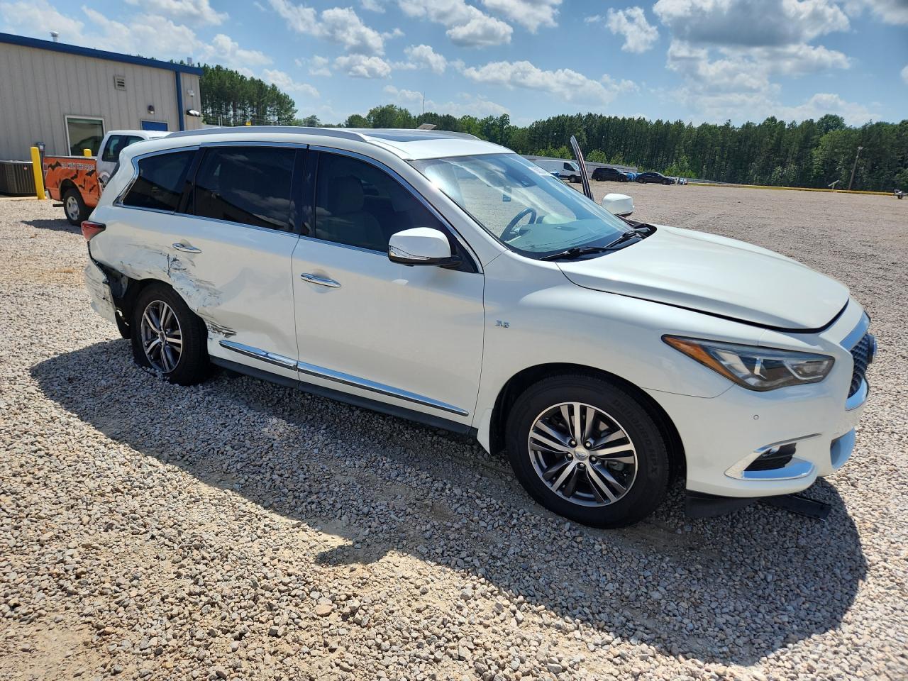 2020 INFINITI QX60 LUXE — снимка 4