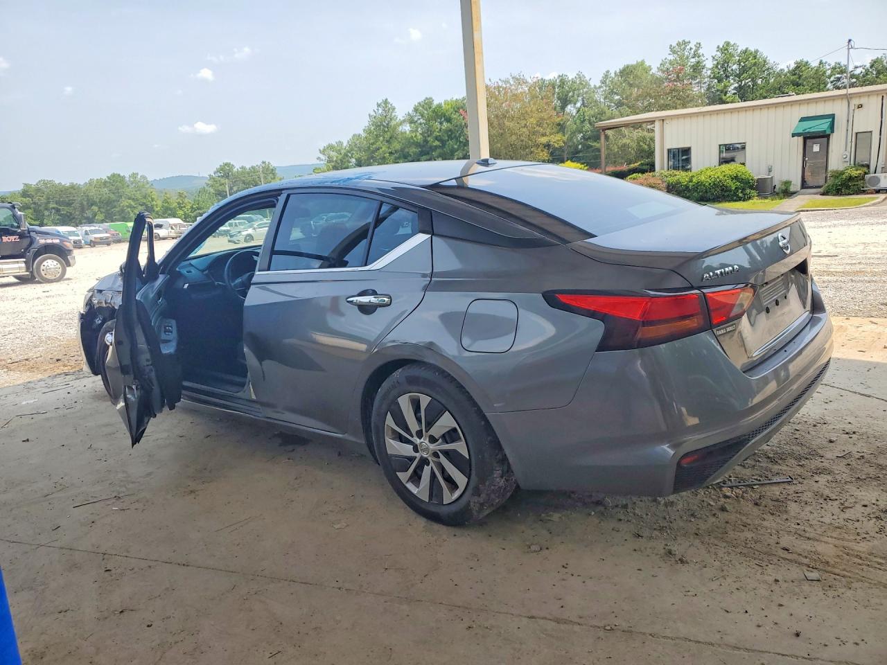 2019 NISSAN ALTIMA S — снимка 2