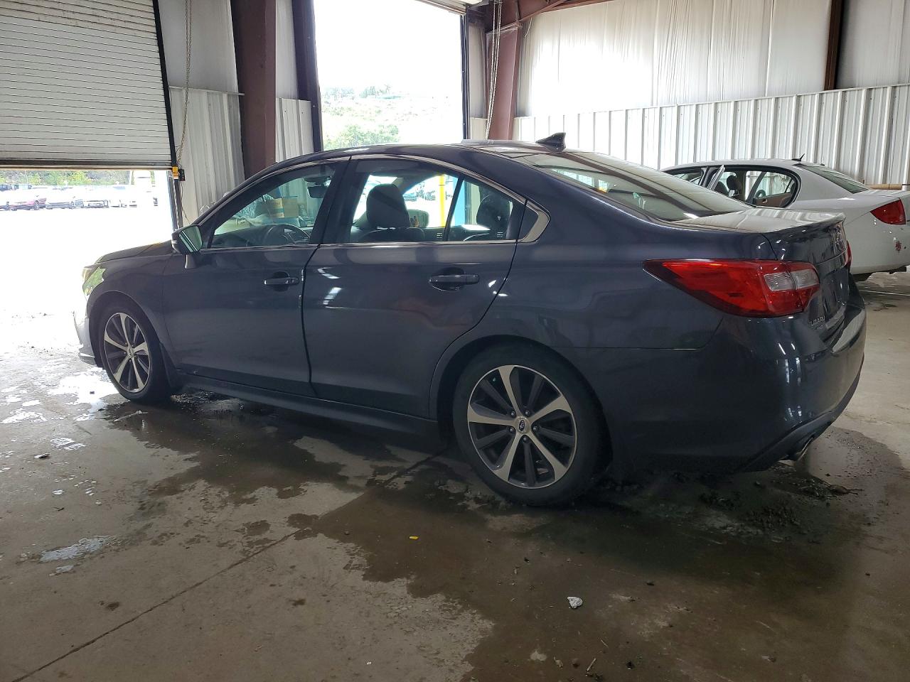 2019 SUBARU LEGACY 3.6R LIMITED — снимка 2