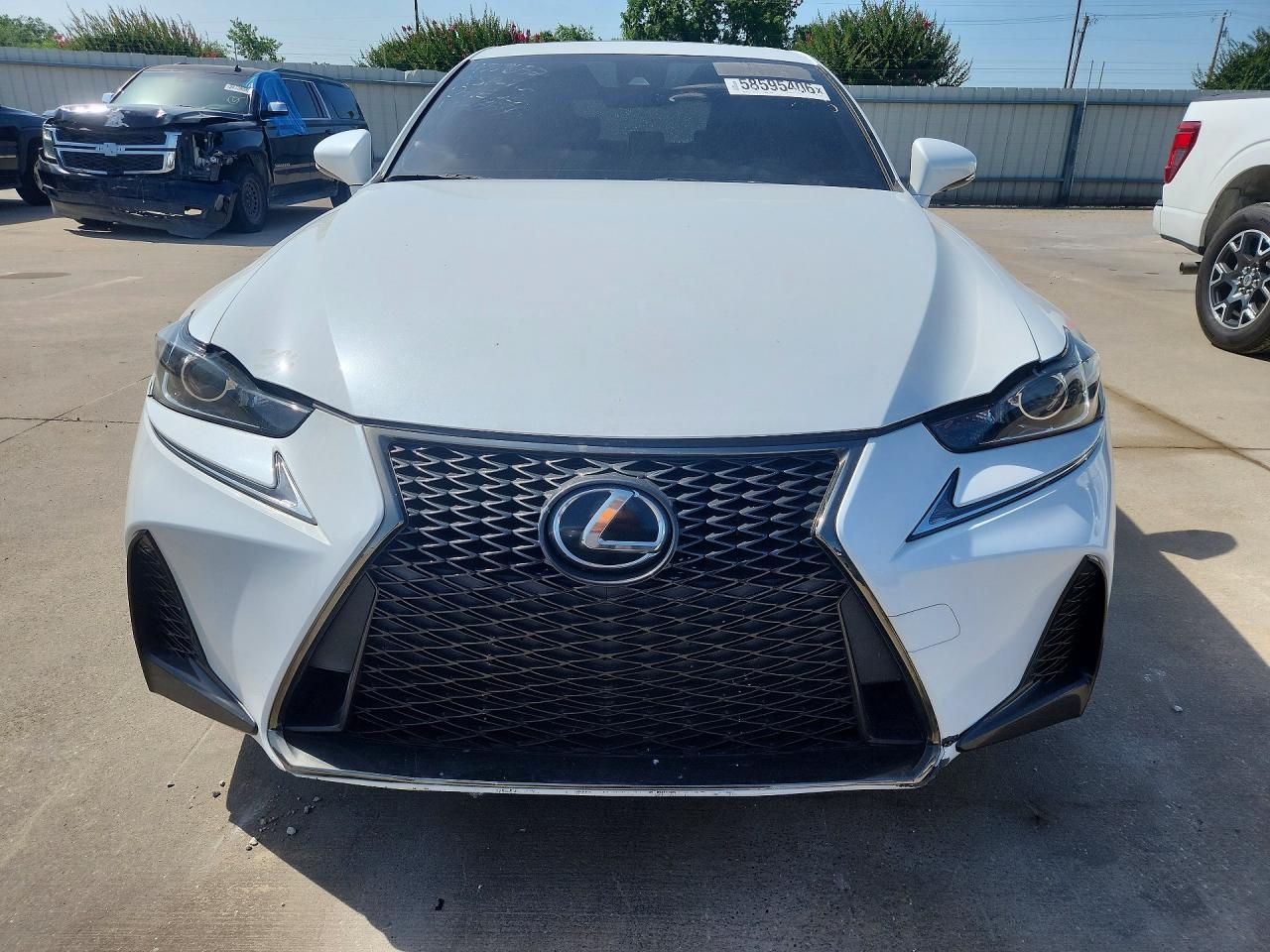 2017 LEXUS IS 300 — снимка 5