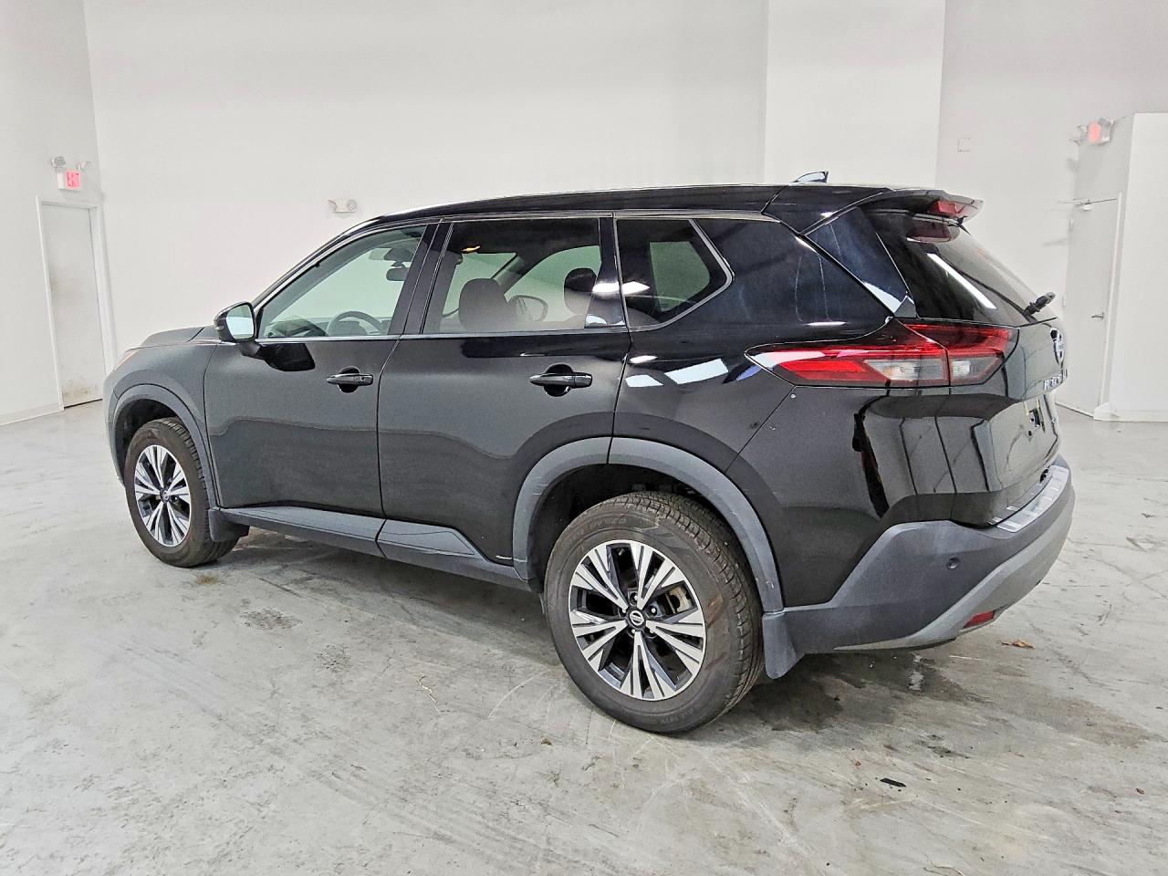 2021 NISSAN ROGUE SV — снимка 2