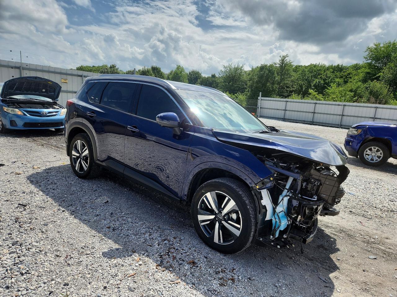 2024 NISSAN ROGUE SL — снимка 4