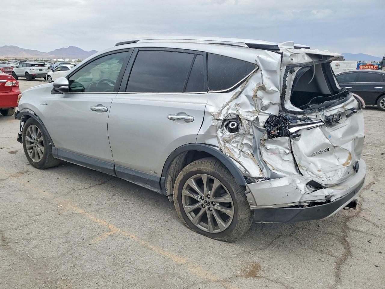 2016 TOYOTA RAV4 HV LIMITED — снимка 2