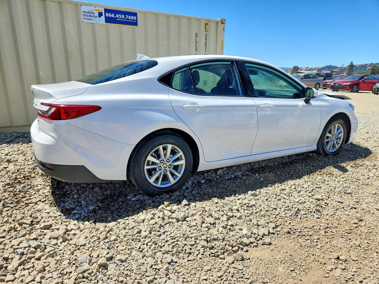 2025 TOYOTA CAMRY LE — снимка 3