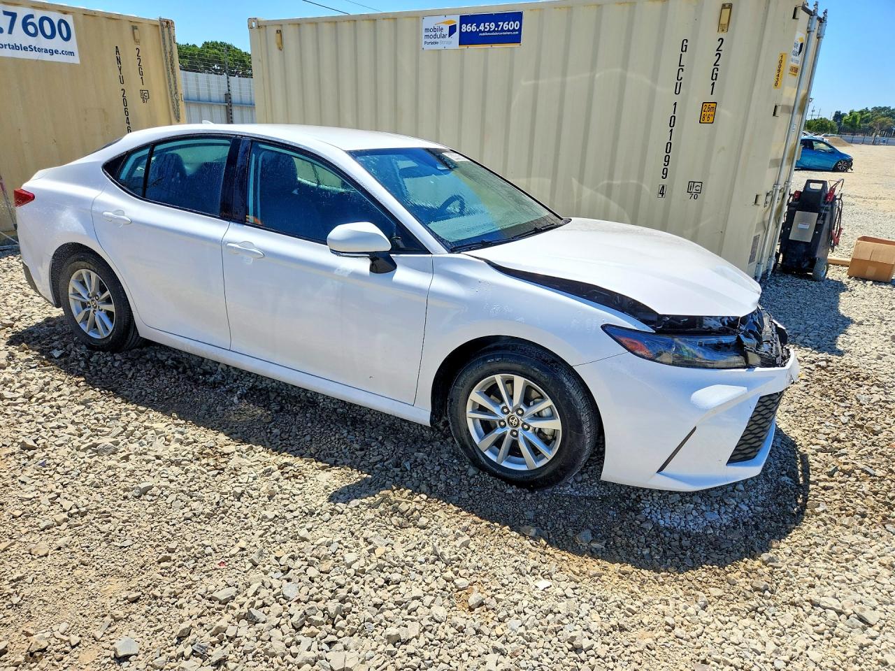 2025 TOYOTA CAMRY LE — снимка 4