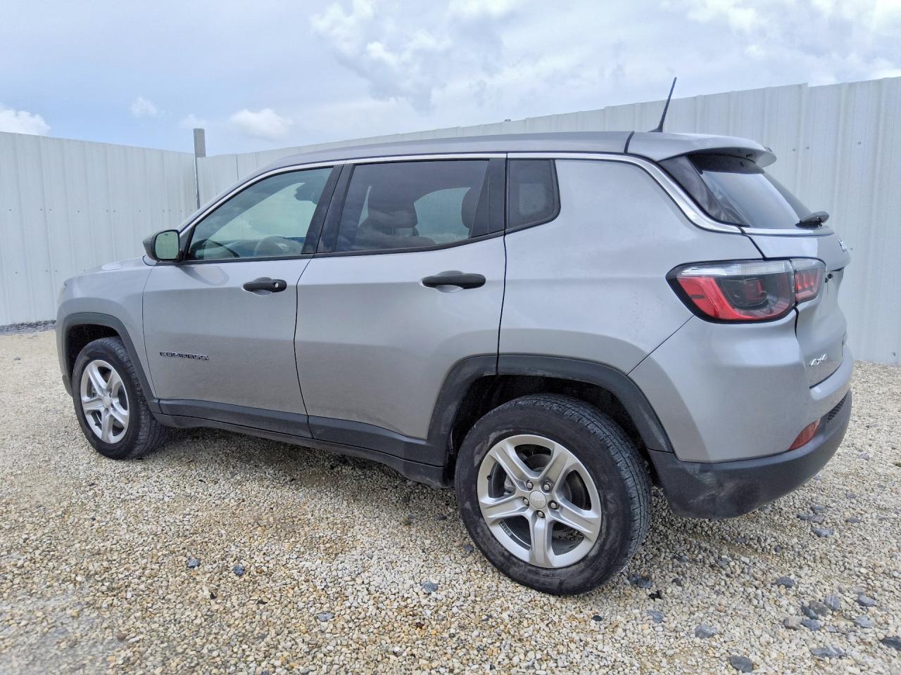 2024 JEEP COMPASS SPORT — снимка 2