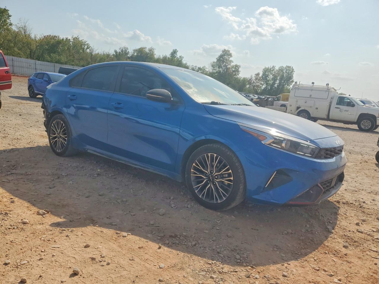 2022 KIA FORTE GT LINE — снимка 4