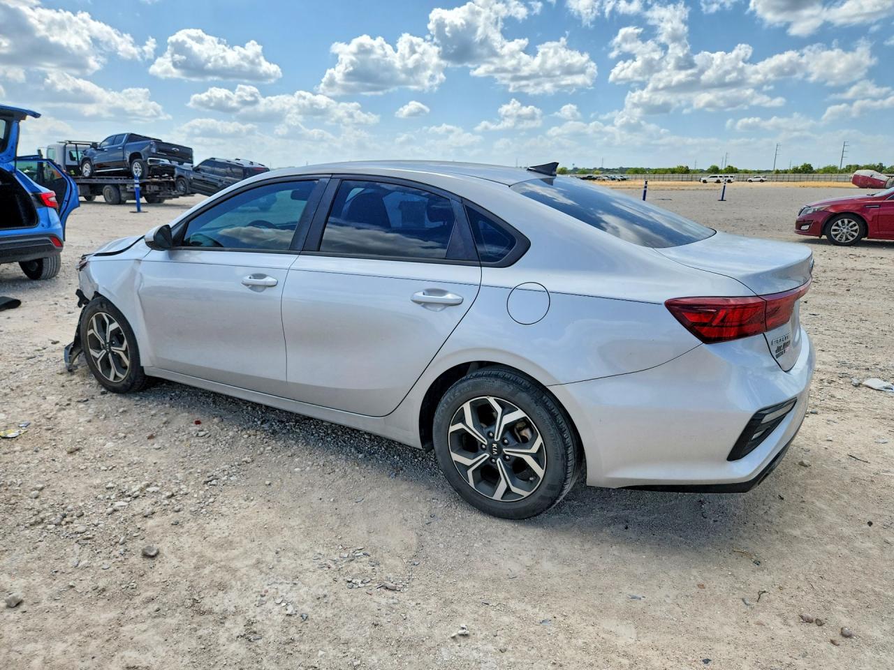 2021 KIA FORTE LXS — снимка 2