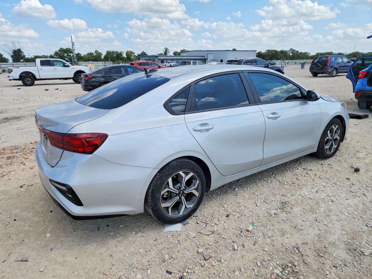 2021 KIA FORTE LXS — снимка 3