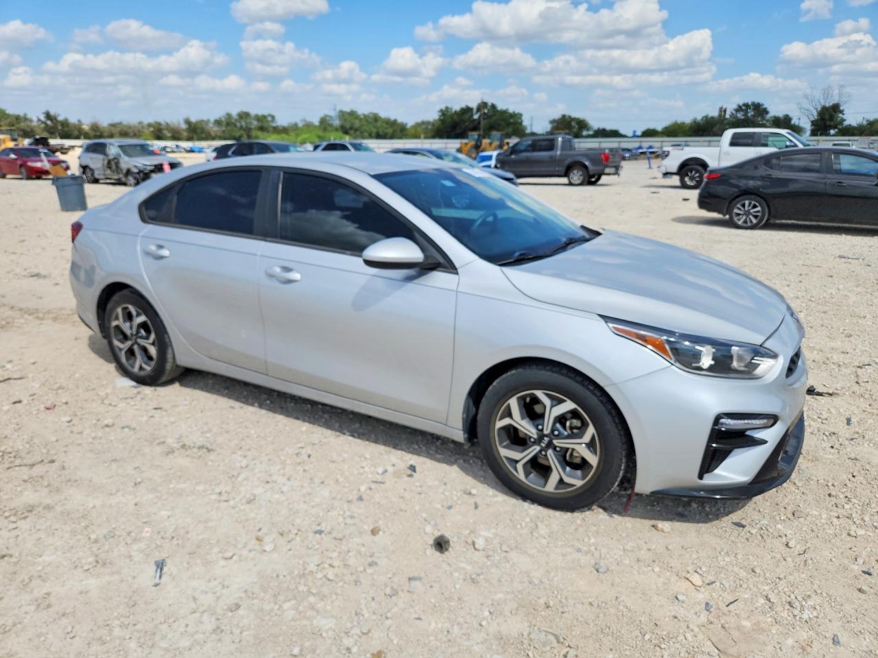 2021 KIA FORTE LXS — снимка 4