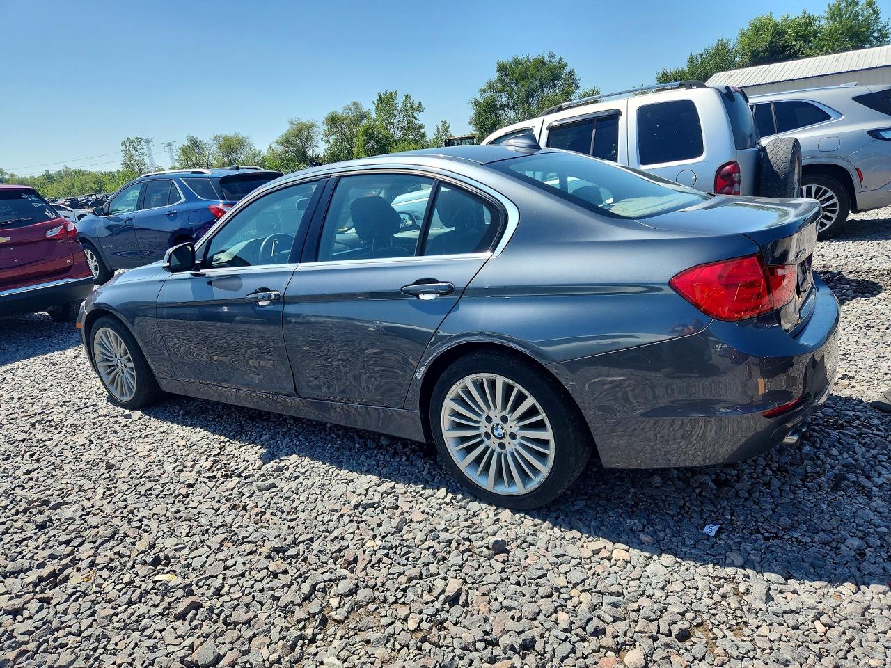 2014 BMW 328 XI — снимка 2