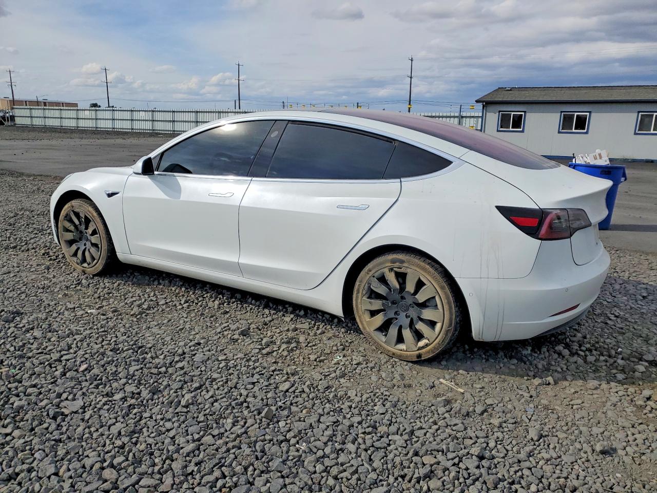 2018 TESLA MODEL 3 — снимка 2