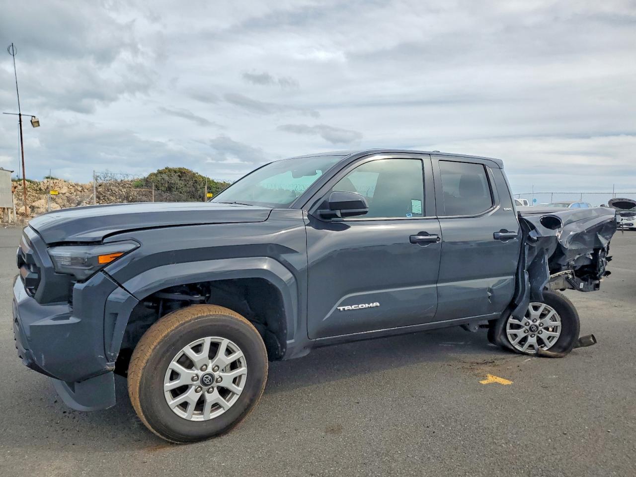 2024 TOYOTA TACOMA DOUBLE CAB